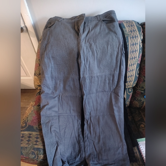 No Boundaries Men's Charcoal Cargo Pants - Picture 1 of 1